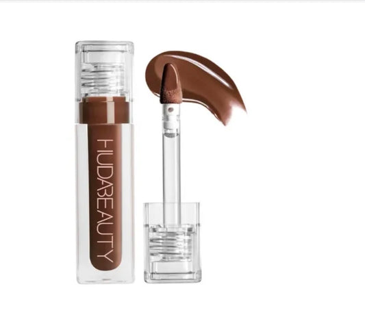 HUDA BEAUTY FAUX FILLER extra shine lip gloss 3.9 ML ملمع شفاه من هدى بيوتي